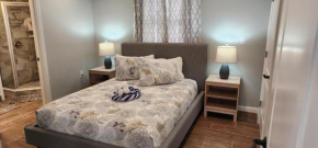 Cozy Two Bedroom Near Beach